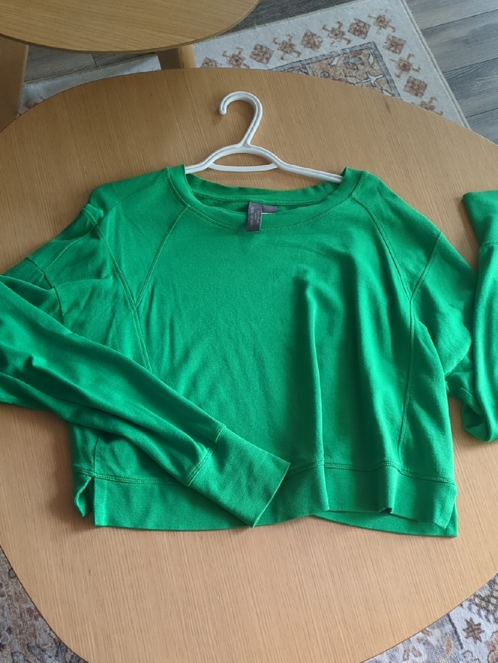 Sweaty Betty Kelly Green Crewneck Top